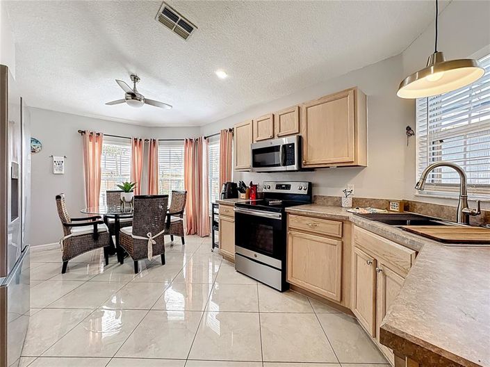 Image No.10-2 Bed House for sale