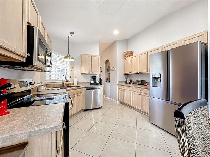 Image No.15-2 Bed House for sale