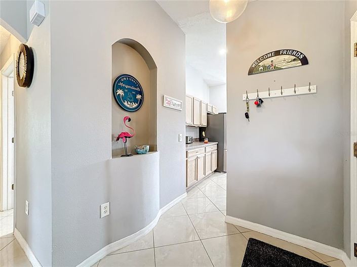 Image No.5-2 Bed House for sale