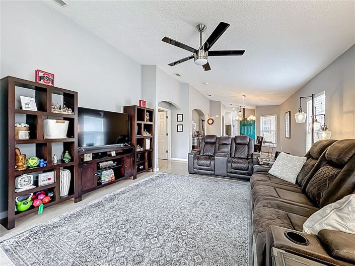 Image No.7-2 Bed House for sale