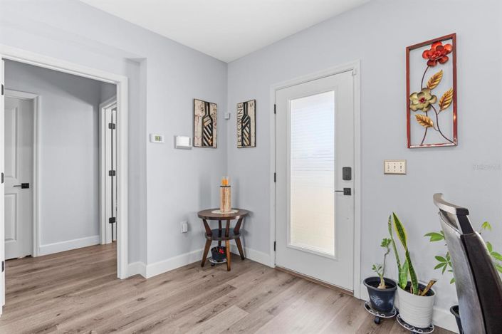 Image No.9-3 Bed House for sale