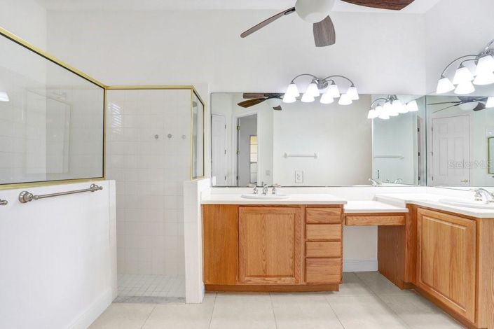 Image No.12-3 Bed House for sale