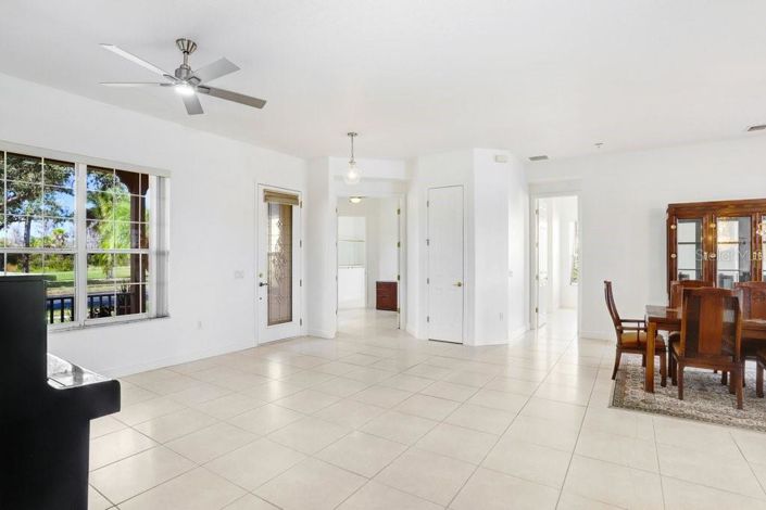 Image No.36-3 Bed House for sale