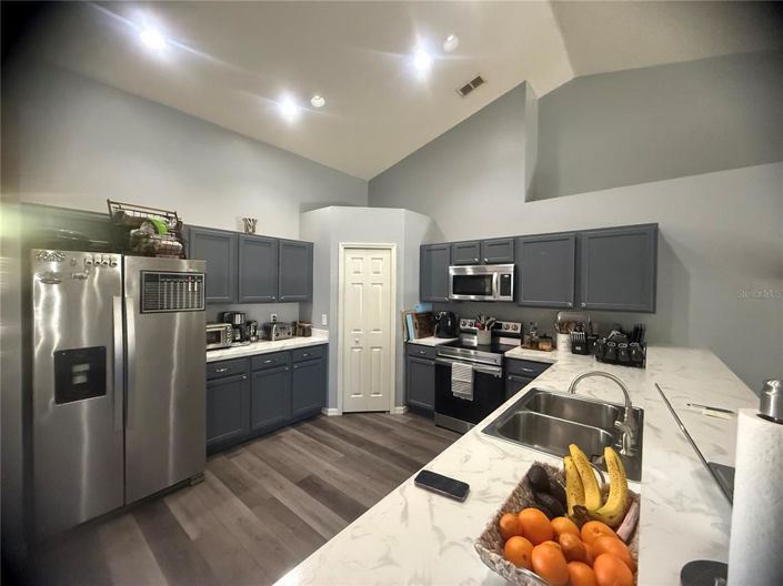 Image No.18-3 Bed House for sale