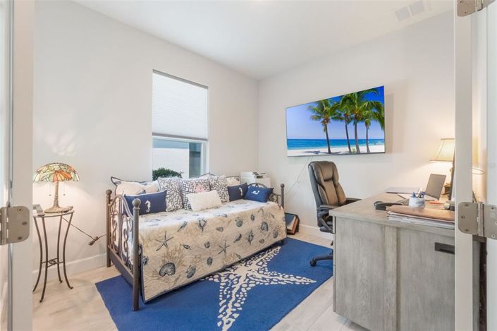 Image No.7-2 Bed House for sale