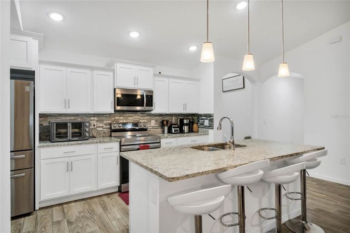 Image No.14-4 Bed House for sale