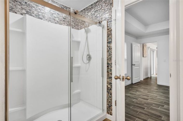 Image No.26-4 Bed House for sale