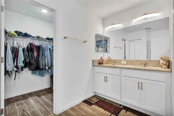 Image No.28-4 Bed House for sale