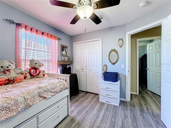 Image No.20-3 Bed House for sale