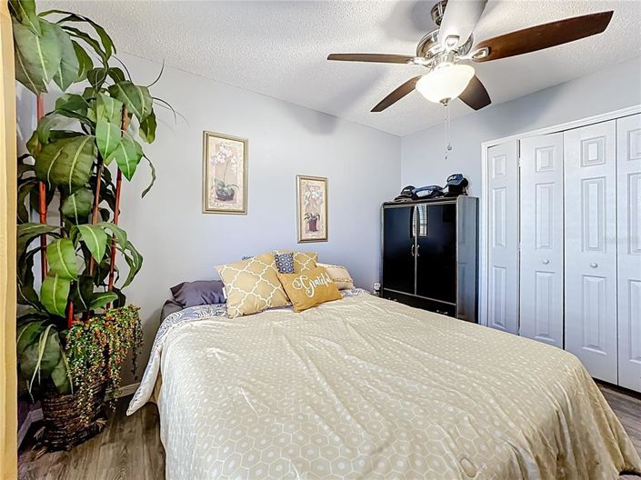 Image No.23-3 Bed House for sale