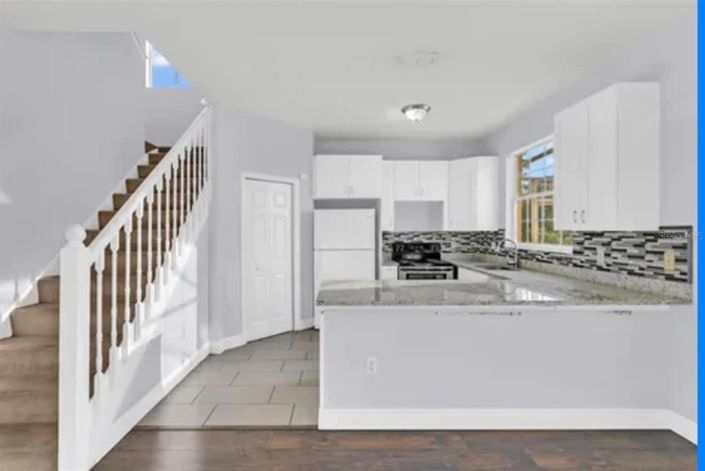 Image No.5-Maison de ville de 4 chambres à vendre à Saint John