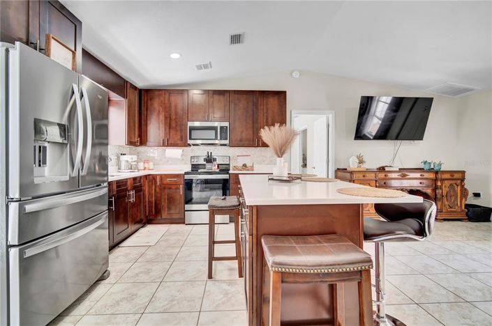 Image No.6-4 Bed House for sale