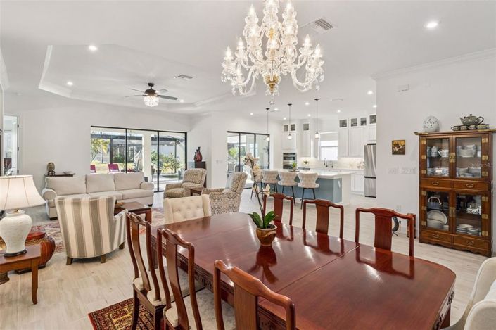 Image No.8-3 Bed House for sale