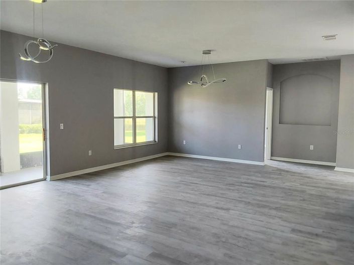 Image No.12-3 Bed House for sale