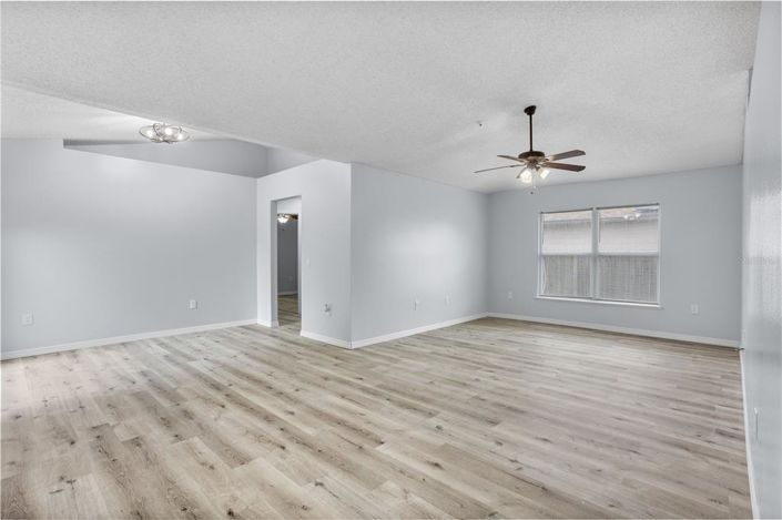 Image No.10-3 Bed House for sale