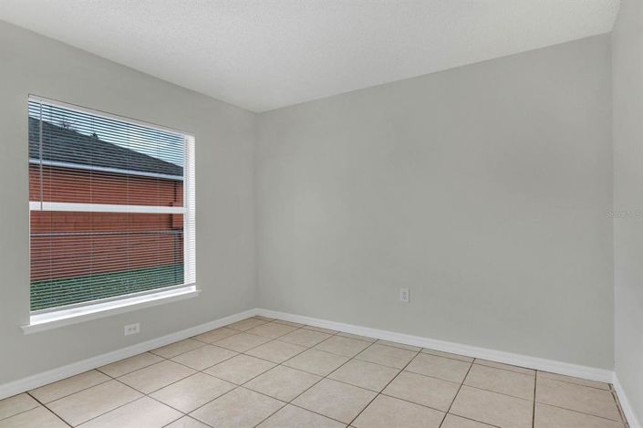 Image No.21-3 Bed House for sale