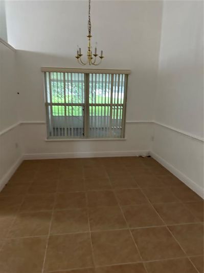 Image No.16-3 Bed House for sale