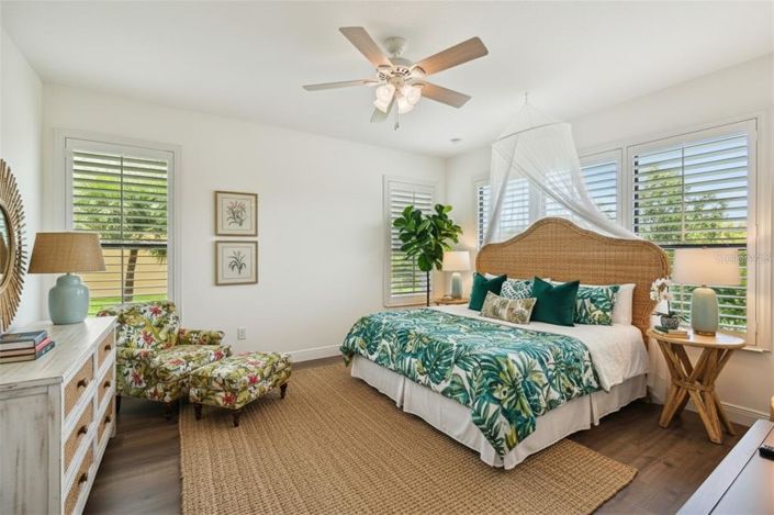 Image No.21-3 Bed House for sale