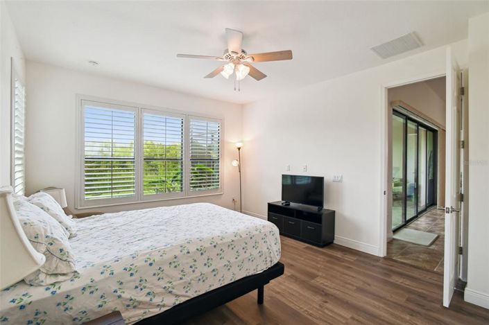 Image No.22-3 Bed House for sale