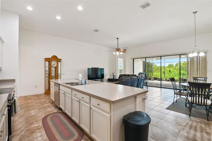 Image No.7-3 Bed House for sale