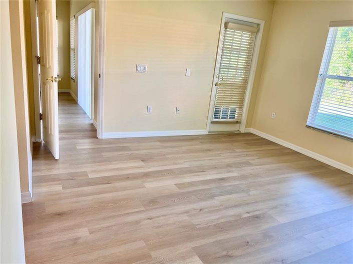 Image No.17-2 Bed House for sale