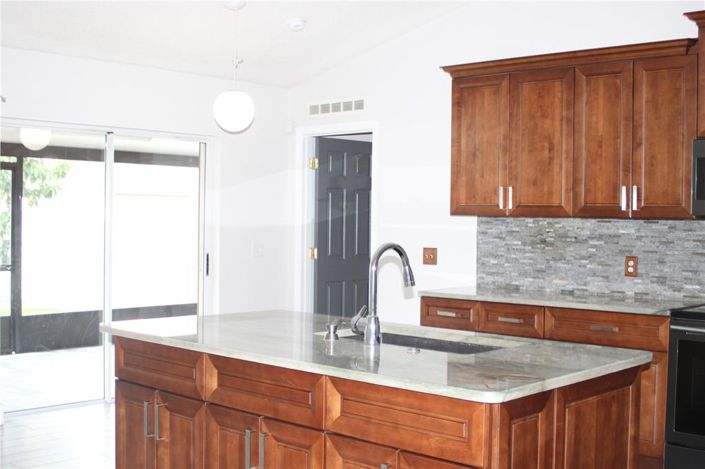 Image No.11-Maison de 4 chambres à vendre à Saint John