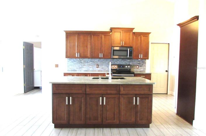 Image No.13-Maison de 4 chambres à vendre à Saint John