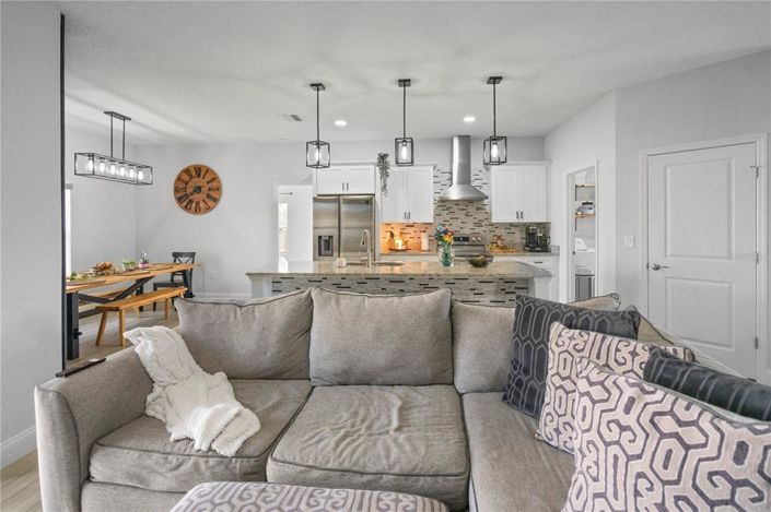 Image No.7-3 Bed House for sale