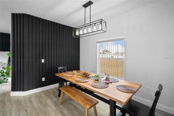 Image No.8-3 Bed House for sale