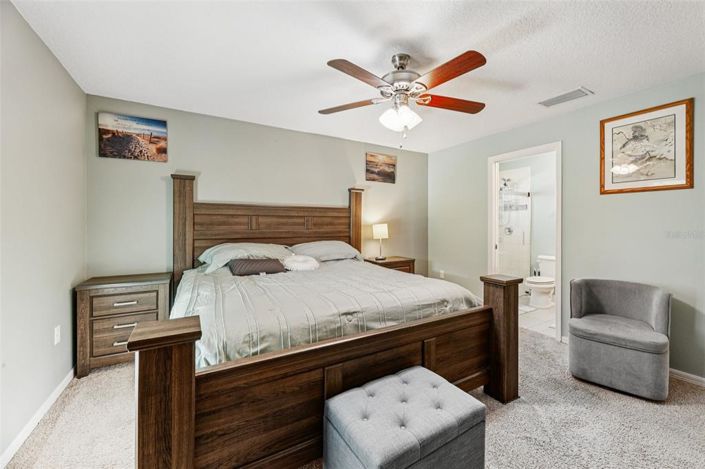 Image No.17-4 Bed House for sale