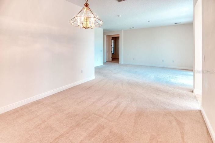 Image No.10-2 Bed House for sale