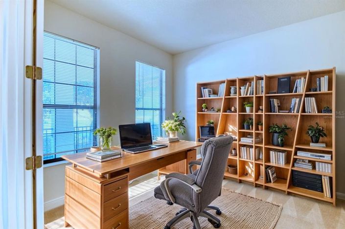 Image No.11-2 Bed House for sale