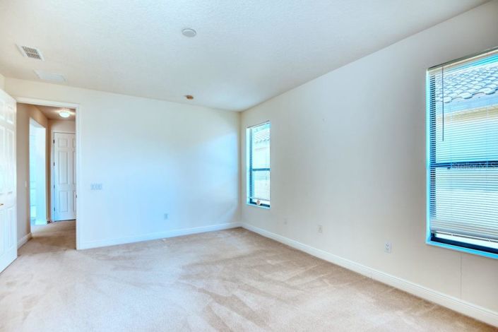 Image No.20-2 Bed House for sale