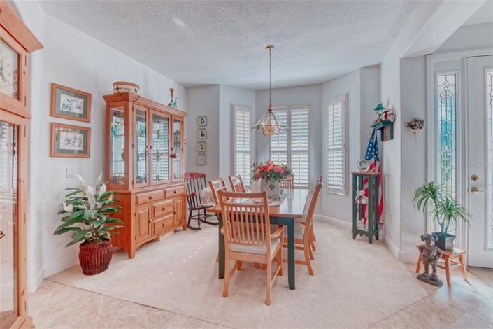 Image No.11-2 Bed House for sale