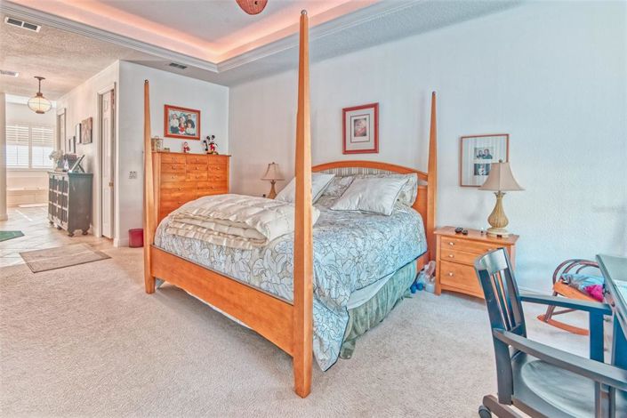 Image No.19-2 Bed House for sale