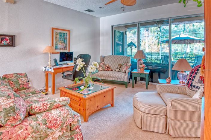 Image No.8-2 Bed House for sale