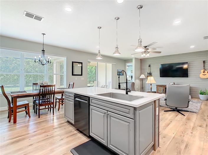 Image No.9-2 Bed House for sale