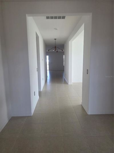 Image No.11-3 Bed House for sale