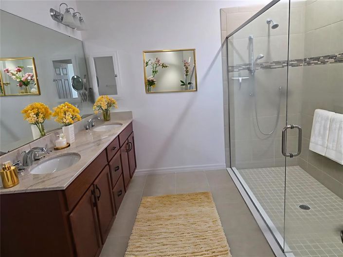 Image No.16-3 Bed House for sale