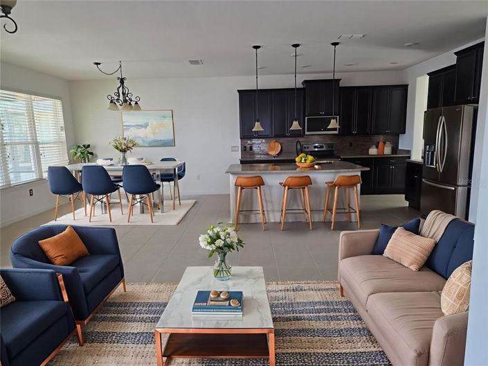 Image No.3-3 Bed House for sale