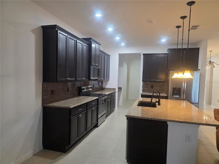 Image No.7-3 Bed House for sale