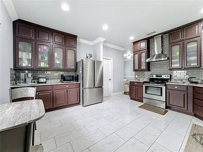 Image No.22-3 Bed House for sale