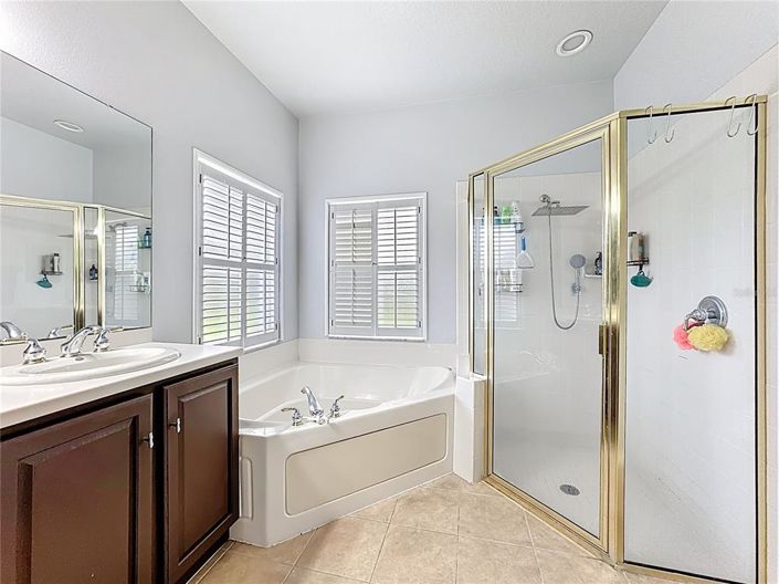 Image No.37-3 Bed House for sale