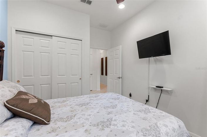 Image No.19-2 Bed House for sale