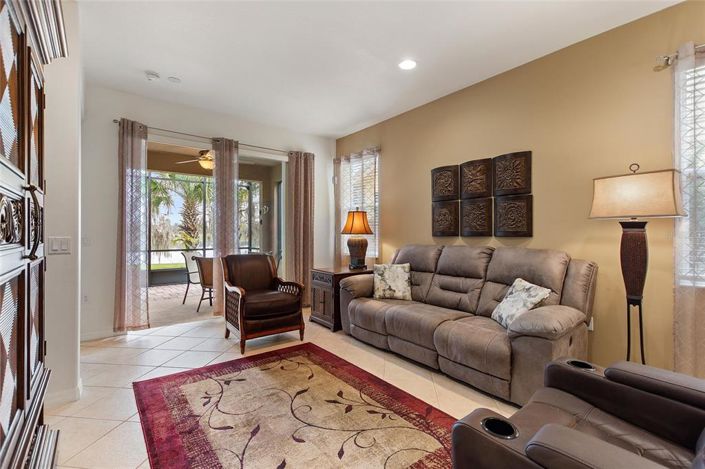 Image No.3-2 Bed House for sale