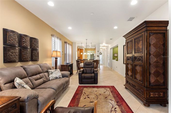 Image No.5-2 Bed House for sale