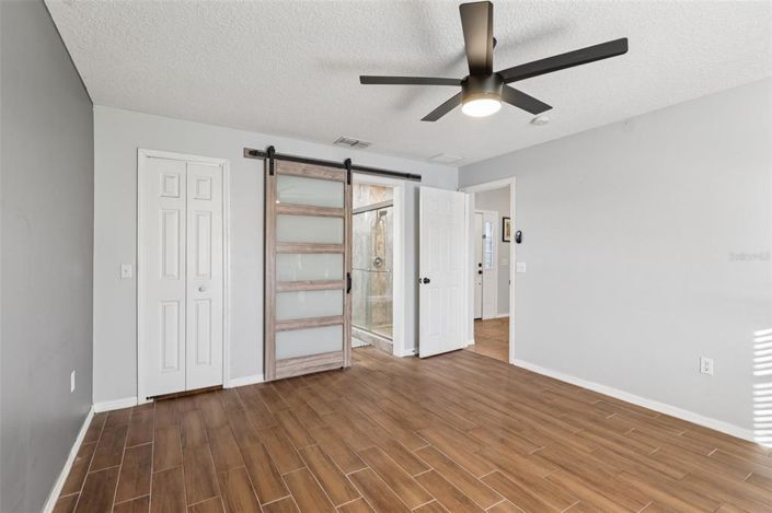 Image No.15-3 Bed House for sale