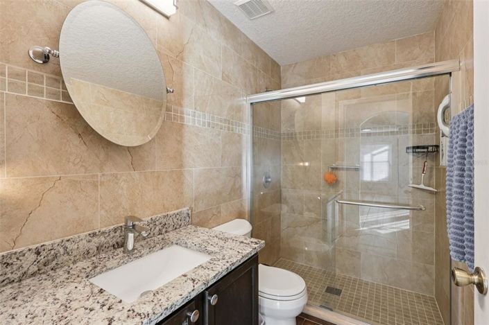 Image No.18-3 Bed House for sale