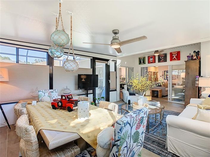 Image No.10-3 Bed House for sale