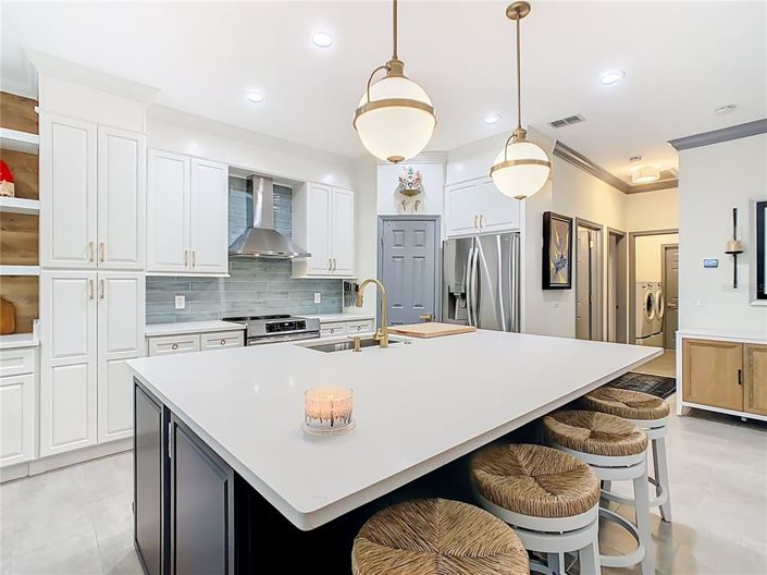 Image No.15-3 Bed House for sale